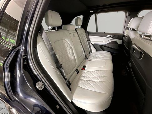 Certified 2024 BMW X5 xDrive40i w/ M Sport Package AWD/4WD image 25