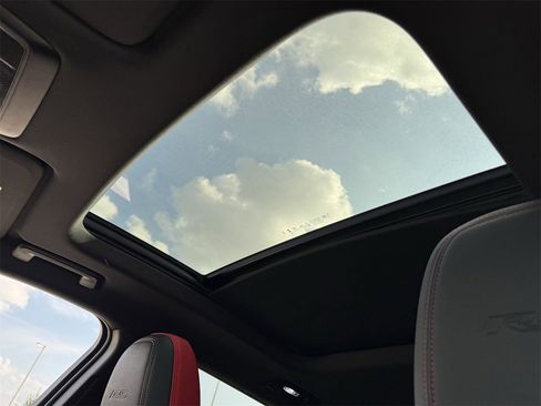 New 2026 Chevrolet Equinox EV RS image 23