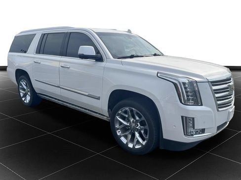 Used 2019 Cadillac Escalade ESV Platinum AWD/4WD image 7