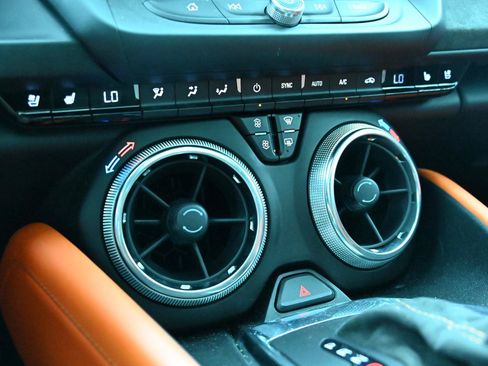 Used 2018 Chevrolet Camaro SS w/ Hot Wheels Edition RWD image 34