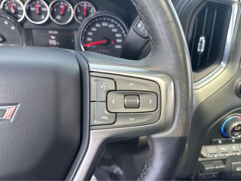 Used 2021 Chevrolet Silverado 1500 LT Trail Boss w/ Convenience Package II AWD/4WD image 20