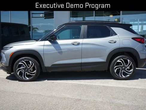 Used 2026 Chevrolet TrailBlazer RS w/ Convenience Package AWD/4WD image 5