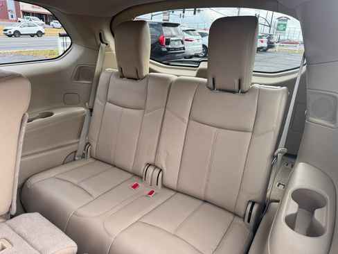 Used 2014 Nissan Pathfinder Platinum w/ Platinum Premium Package image 17