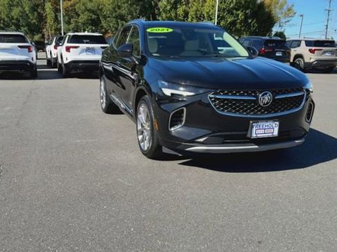 Certified 2021 Buick Envision Avenir w/ Technology Package II image 3