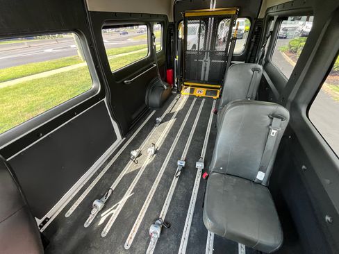 Used 2023 RAM ProMaster 2500 w/ Premium Convenience Group (B) image 24