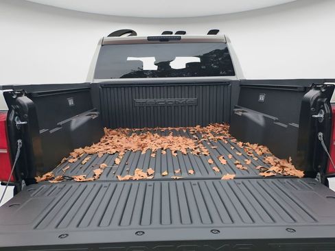 New 2025 Toyota Tacoma TRD Sport AWD/4WD image 12