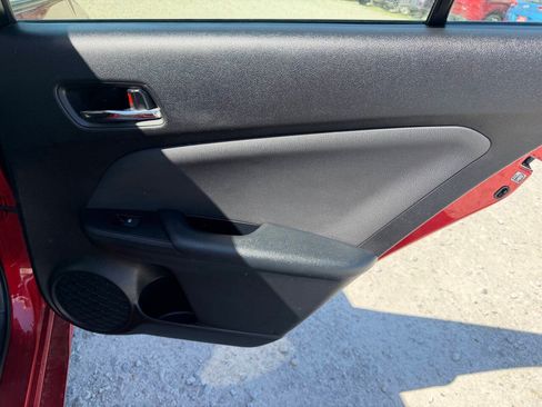 Used 2016 Toyota Prius Two FWD image 18