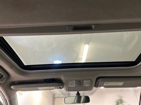 Used 2007 Toyota RAV4 Limited image 19