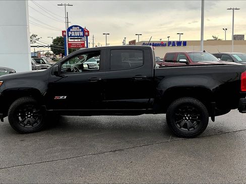 Used 2019 Chevrolet Colorado Z71 w/ Z71 Midnight Edition AWD/4WD image 8