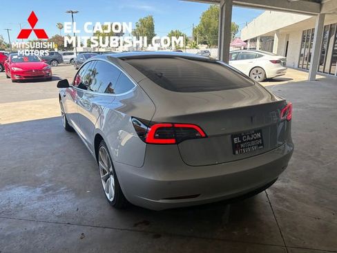 Used 2018 Tesla Model 3 Long Range RWD image 5