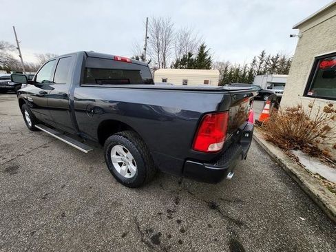 Used 2017 RAM 1500 Express image 29