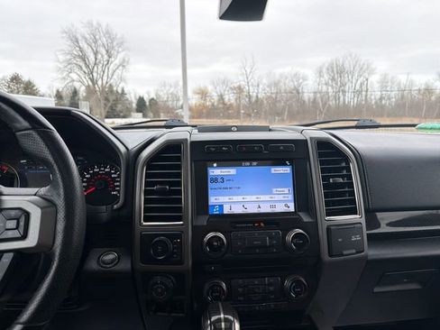 Used 2018 Ford F150 Raptor w/ Equipment Group 802A Luxury image 18