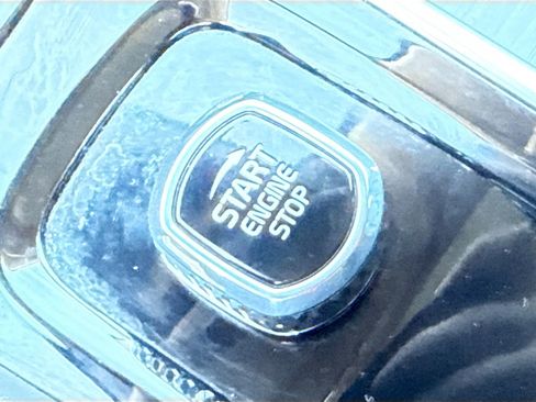 Used 2024 Volvo XC90 B5 Core w/ Climate Package image 45