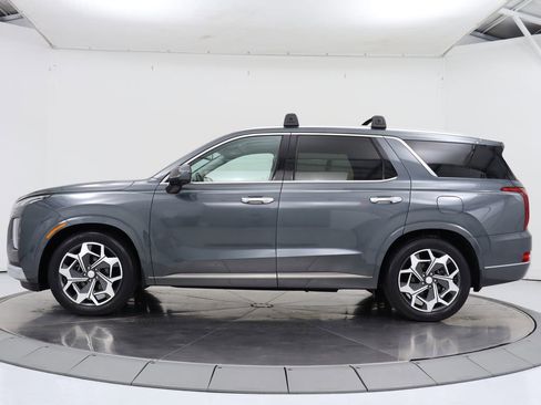 Used 2021 Hyundai Palisade Calligraphy w/ Cargo Package image 2