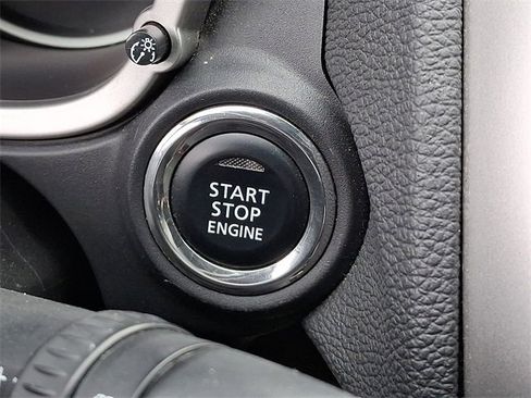 Used 2023 Mitsubishi Eclipse Cross SE image 23