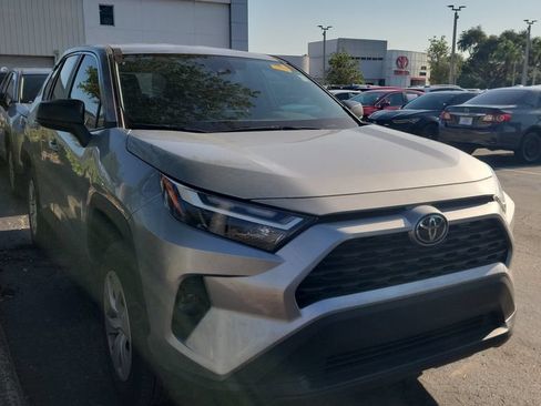 Used 2025 Toyota RAV4 LE FWD image 12