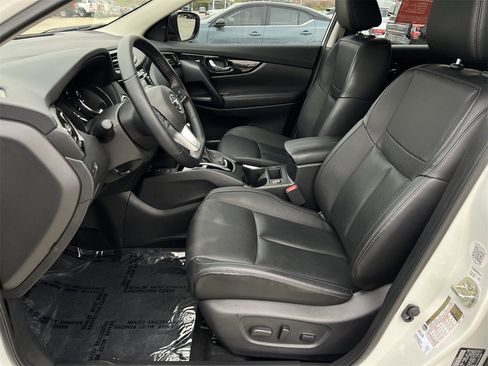 Certified 2022 Nissan Rogue Sport SL image 22