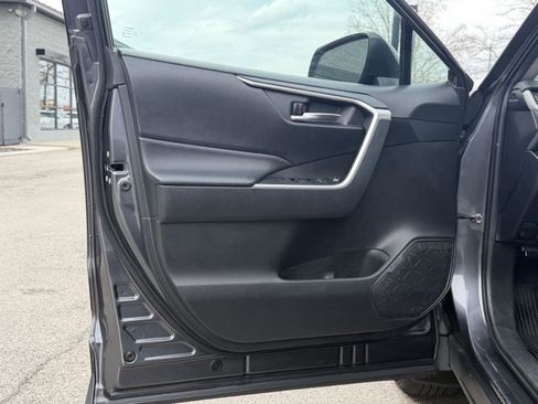 Used 2020 Toyota RAV4 XLE w/ All Weather Liner Package image 33