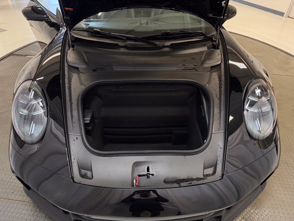 Certified 2025 Porsche 911 Targa 4 GTS AWD/4WD image 41