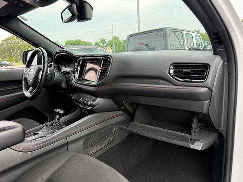 Used 2024 Dodge Durango GT AWD/4WD image 11