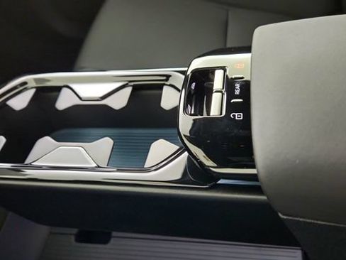 New 2026 Volvo EX30 Ultra w/ Protection Package AWD/4WD image 16