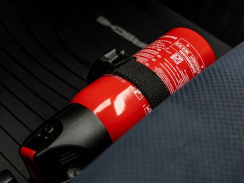 Used 2025 Porsche 718 Cayman GT4 RS w/ Weissach Package image 44