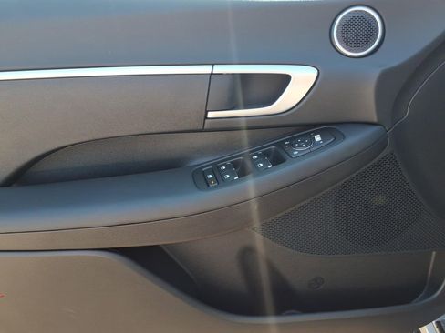 New 2026 Hyundai Sonata SE FWD image 13