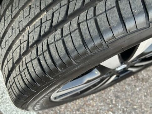 Used 2019 Nissan Kicks SV image 9