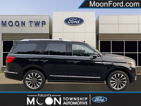 Used 2021 Lincoln Navigator Reserve w/ Luxury Package AWD/4WD image 1