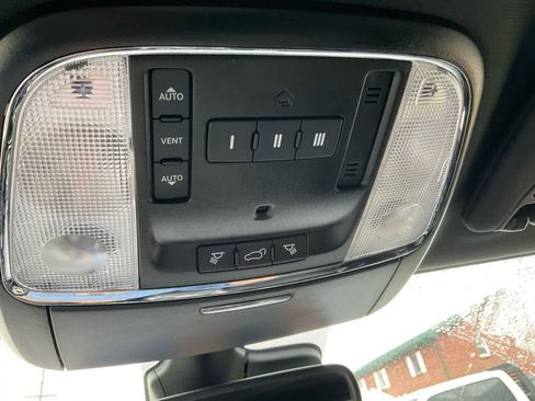 Used 2021 Jeep Grand Cherokee Limited w/ Quick Order Package 28K 80th AWD/4WD image 14