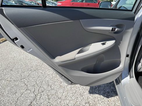 Used 2009 Toyota Corolla LE FWD image 15