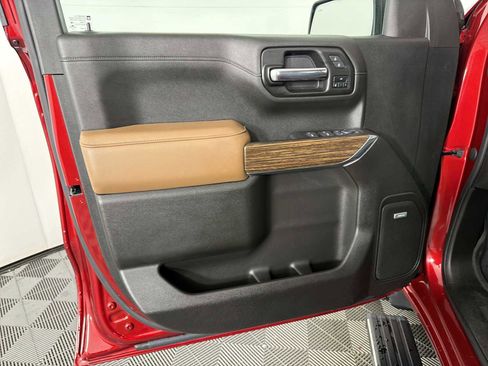 Used 2021 Chevrolet Silverado 1500 High Country w/ LPO, Dark Essentials Package image 9