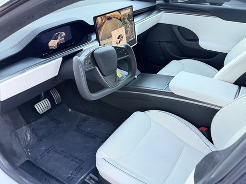 Used 2021 Tesla Model S Plaid image 20