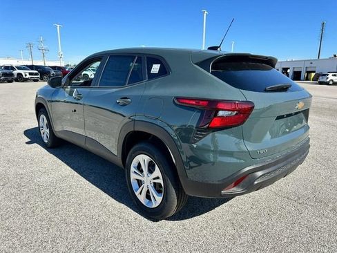 New 2026 Chevrolet Trax LS FWD image 3