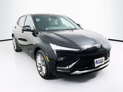 New 2025 Buick Envista Avenir FWD image 1