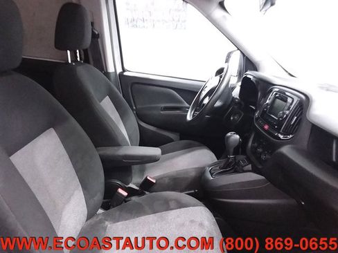 Used 2019 RAM ProMaster City Tradesman image 11