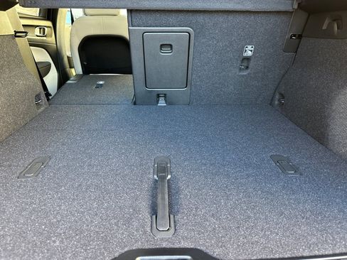 New 2026 Volvo XC40 B5 Ultra w/ Climate Package AWD/4WD image 15