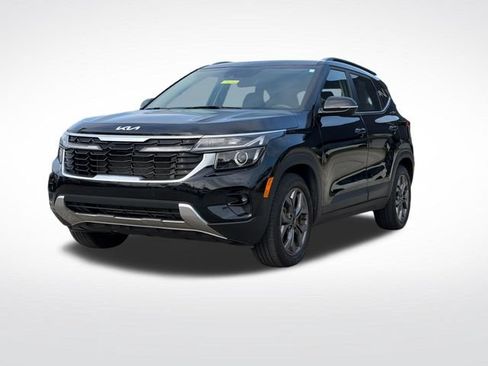Used 2024 Kia Seltos S FWD image 16