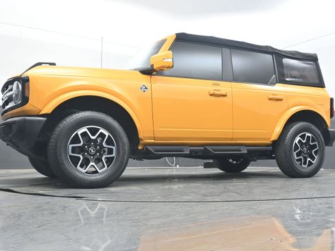 Used 2022 Ford Bronco Outer Banks image 30