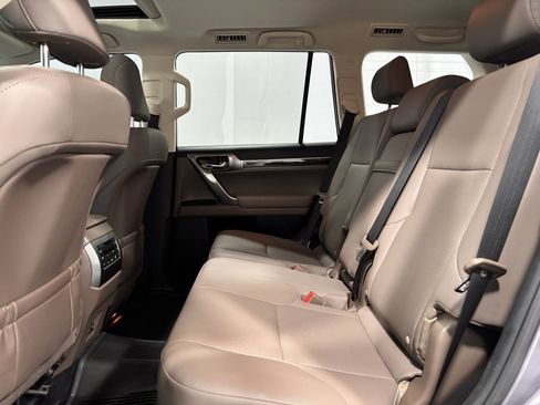 Used 2023 Lexus GX 460 Premium image 21