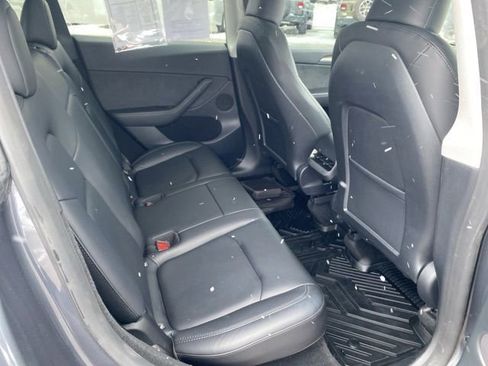 Used 2023 Tesla Model Y Long Range image 24