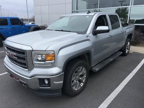 Used 2015 GMC Sierra 1500 SLT w/ SLT Crew Cab Value Package image 5