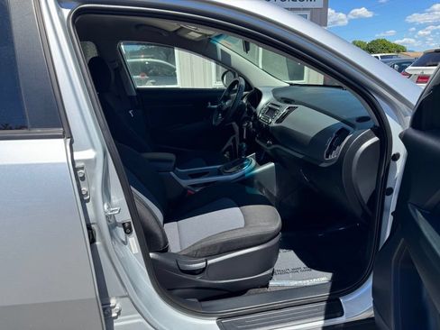 Used 2015 Kia Sportage LX AWD/4WD image 13