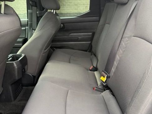 Certified 2024 Toyota Tacoma SR5 AWD/4WD image 35