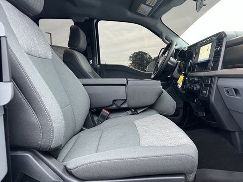 Certified 2024 Ford F350 XLT w/ 360-Degree Camera Package image 5