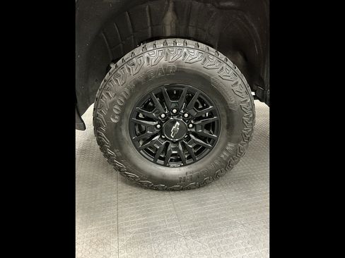 Used 2024 Chevrolet Silverado 2500 ZR2 AWD/4WD image 43