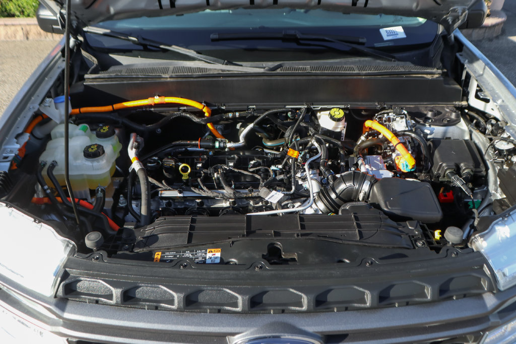 Used 2024 Ford Maverick XLT FWD image 12