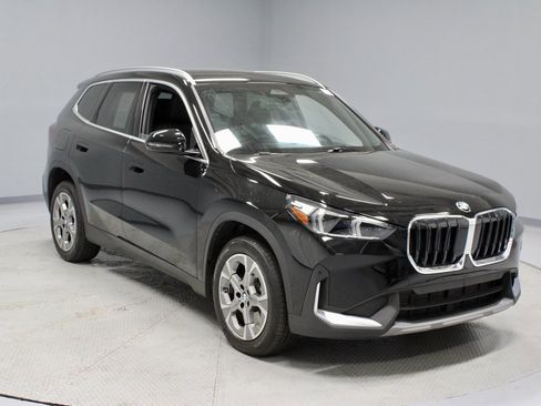 Used 2023 BMW X1 xDrive28i image 1