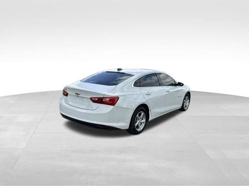 Used 2017 Chevrolet Malibu LS w/ LPO, Convenience Package 1 FWD image 7