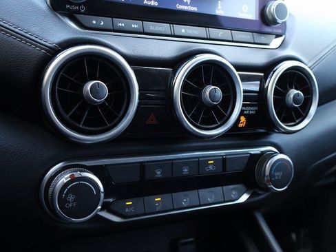 Used 2022 Nissan Sentra SV image 36